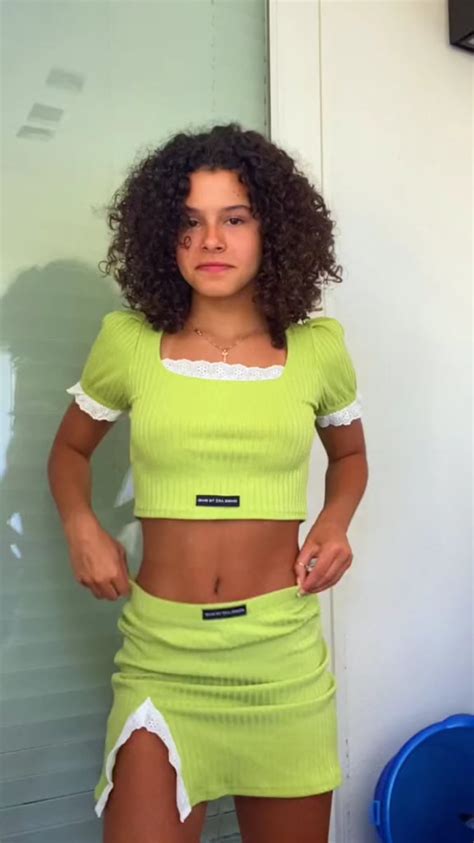 gabriella saraivah reddit
